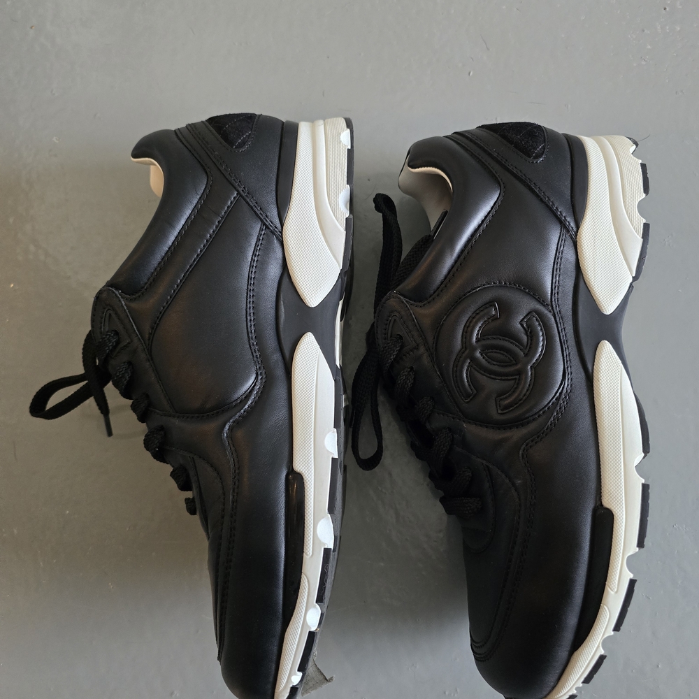 2023 CC Leather Sneakers - Picture 4 of 8